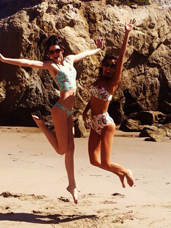 kendall-jenner-bikinis-on-the-beach-on-instagram.jpg