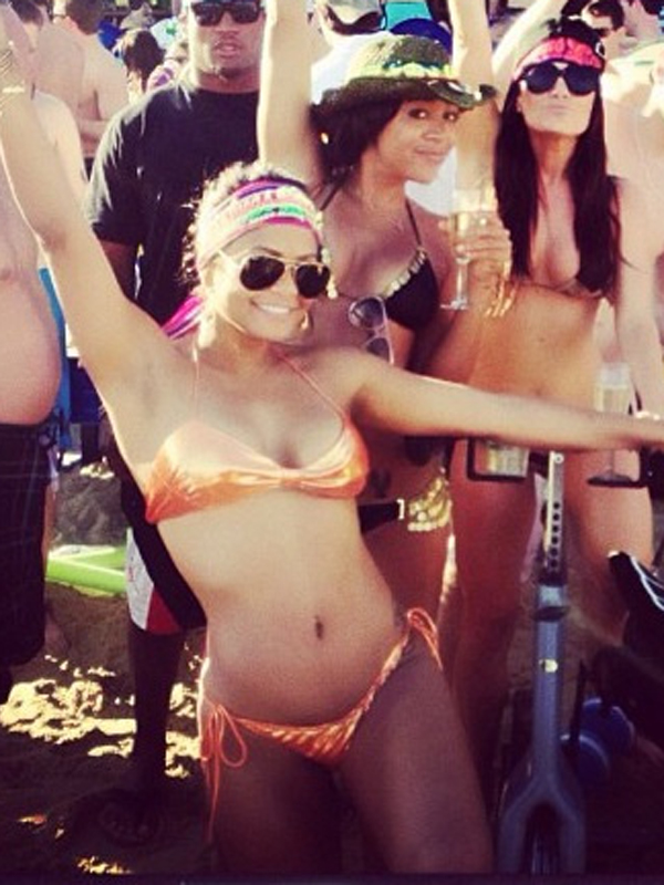 christina-milian-bikinis-with-friends-on-instagram-03.jpg