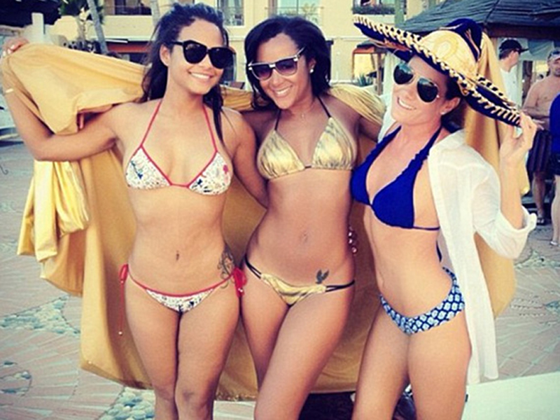 christina-milian-bikinis-with-friends-on-instagram-01.jpg