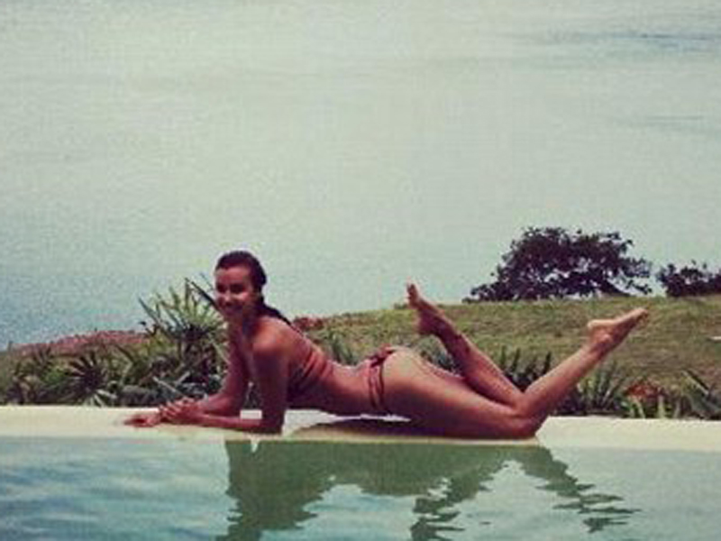 irina-shayk-bikinis-poolside-on-instagram.jpg